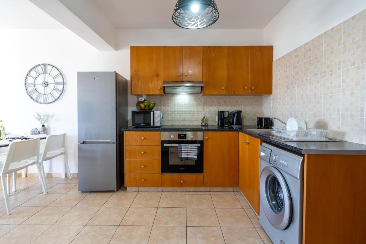Polyn 1- Bedroom Apartment In Larnaca Lárnaca Exterior foto